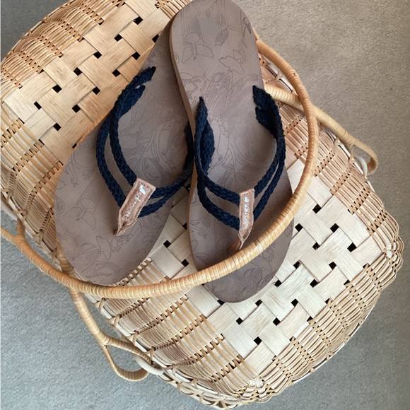 SAKROOTS SANDALS SIZE 7 - Picture 3 of 11